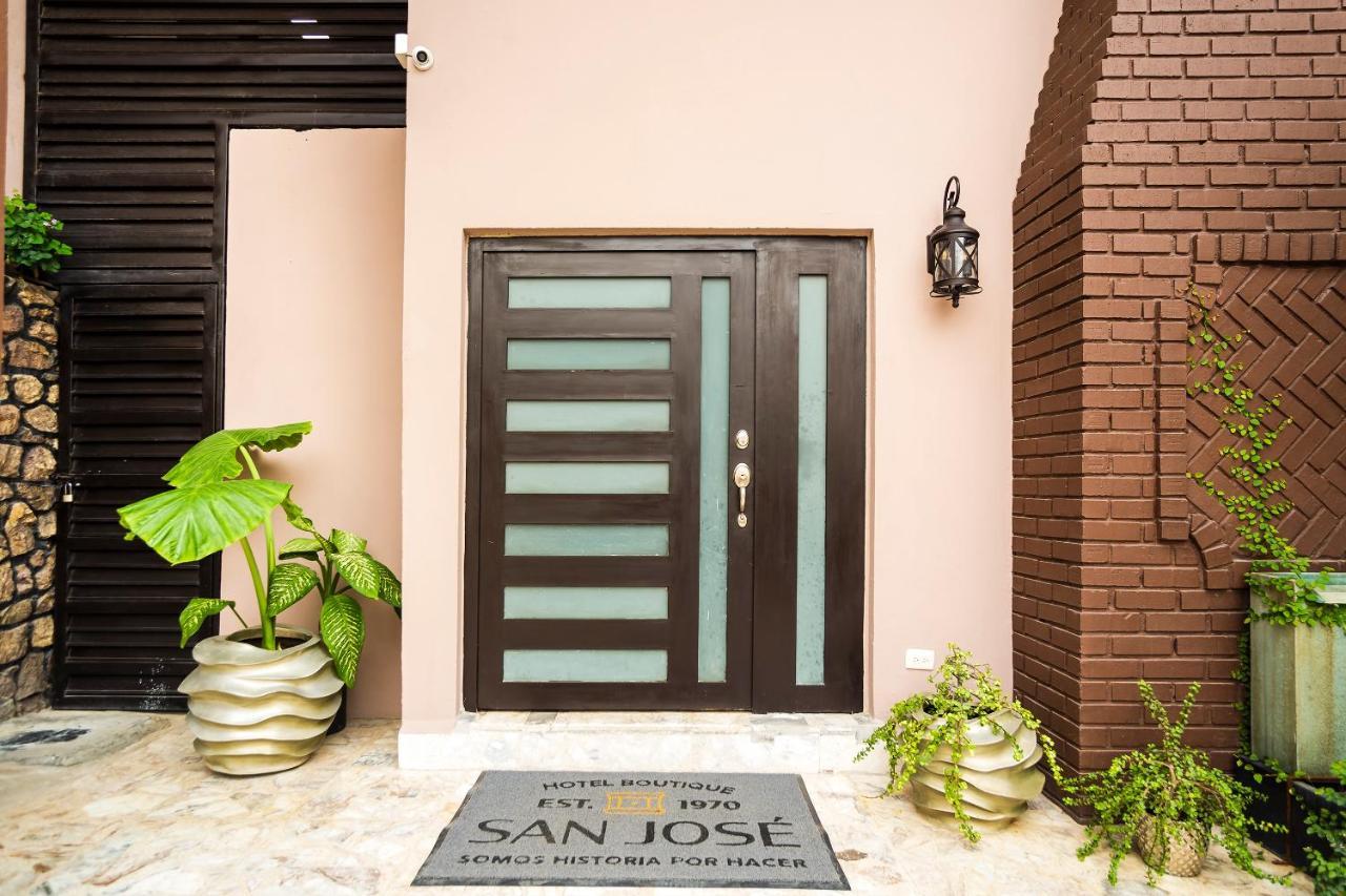 San Jose Suites Boutique Linares Exterior photo